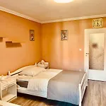 Lux Guest house