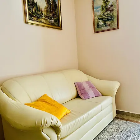 Lux 3*