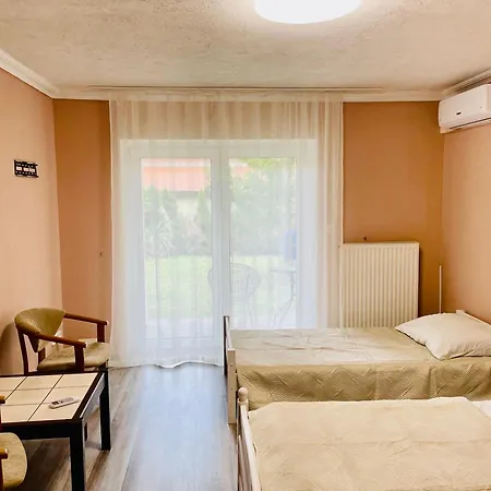 Lux ゲストハウス ヘーヴィーズ