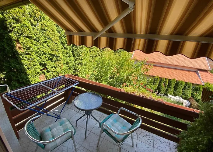 ゲストハウス Lux ヘーヴィーズ