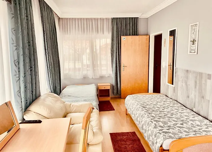 ゲストハウス Lux