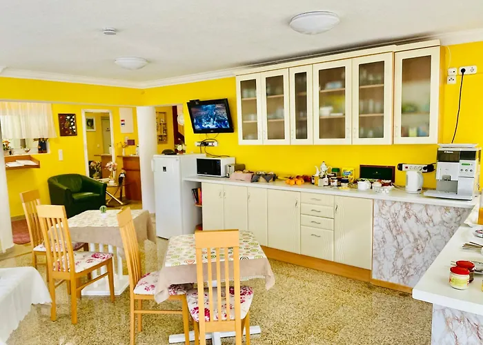 Lux Penzion 3*