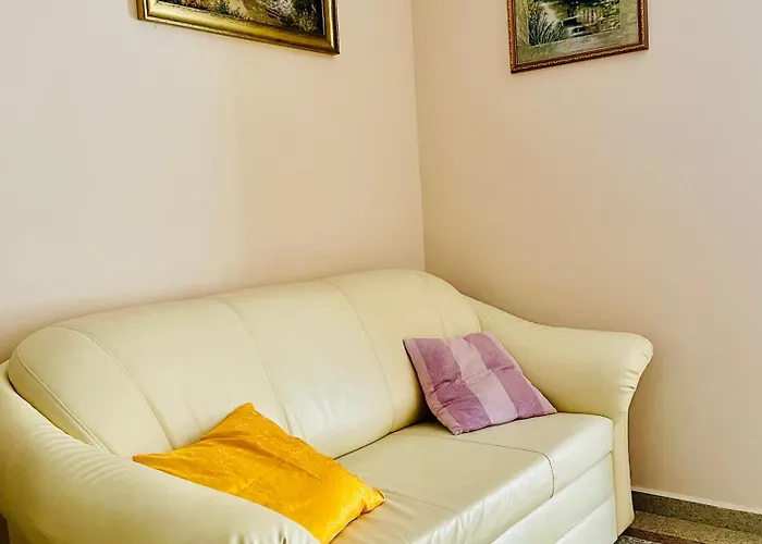 Lux 3*