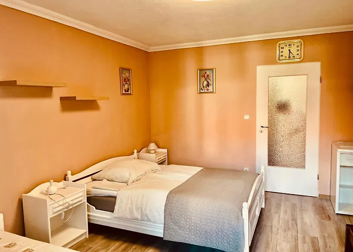 Lux ゲストハウス